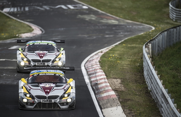 "k heb heel veel geluk dat ik op de Nordschleife nog nooit een ongeval heb gehad"